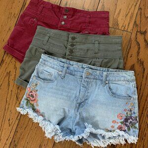 collection of 3 Mossimo denim shorts, Burgandy, Green & Light Denim, size 12/31